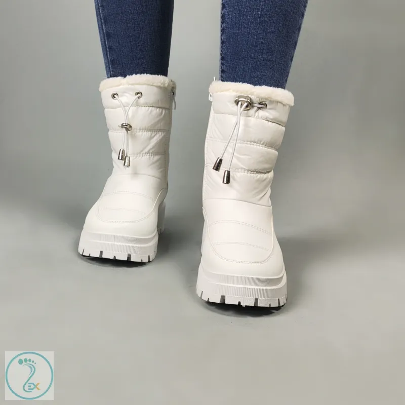 نیم بوت سفید