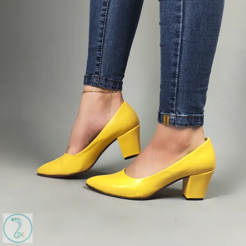 کفش مجلسی زرد