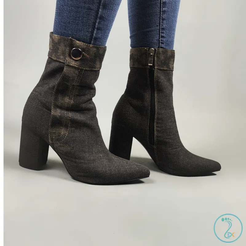 نیم بوت جین